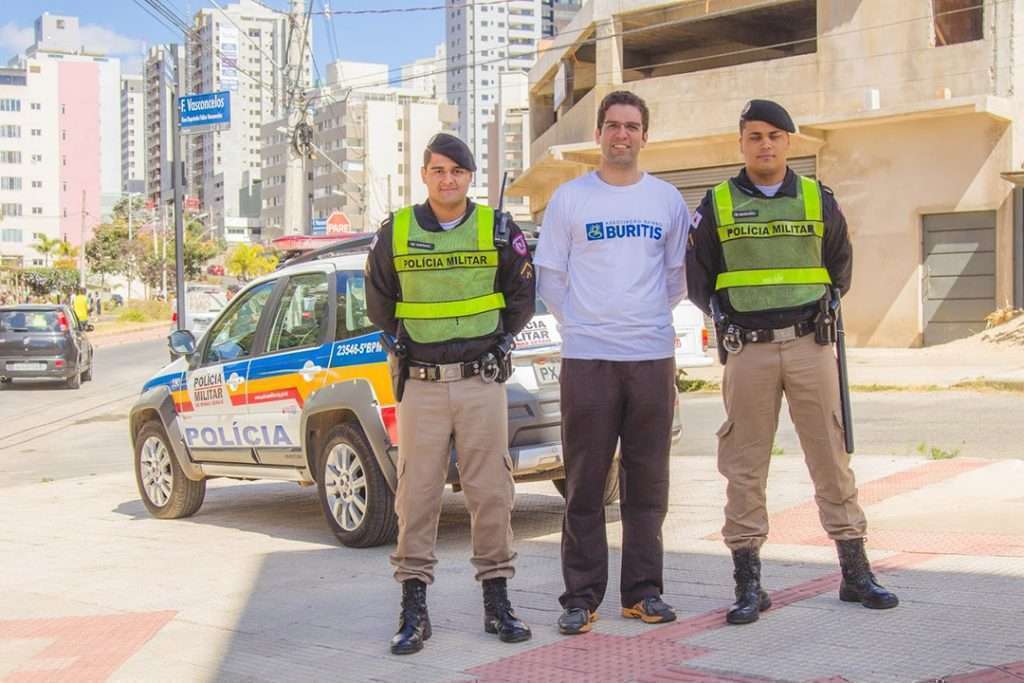 Inauguração a rua é nossa - Braulio Lara, presidente da ABB, e Policiais Militares - Crédito - Âncora Foto e Vídeo - Fotógrafo - William Oliveira -