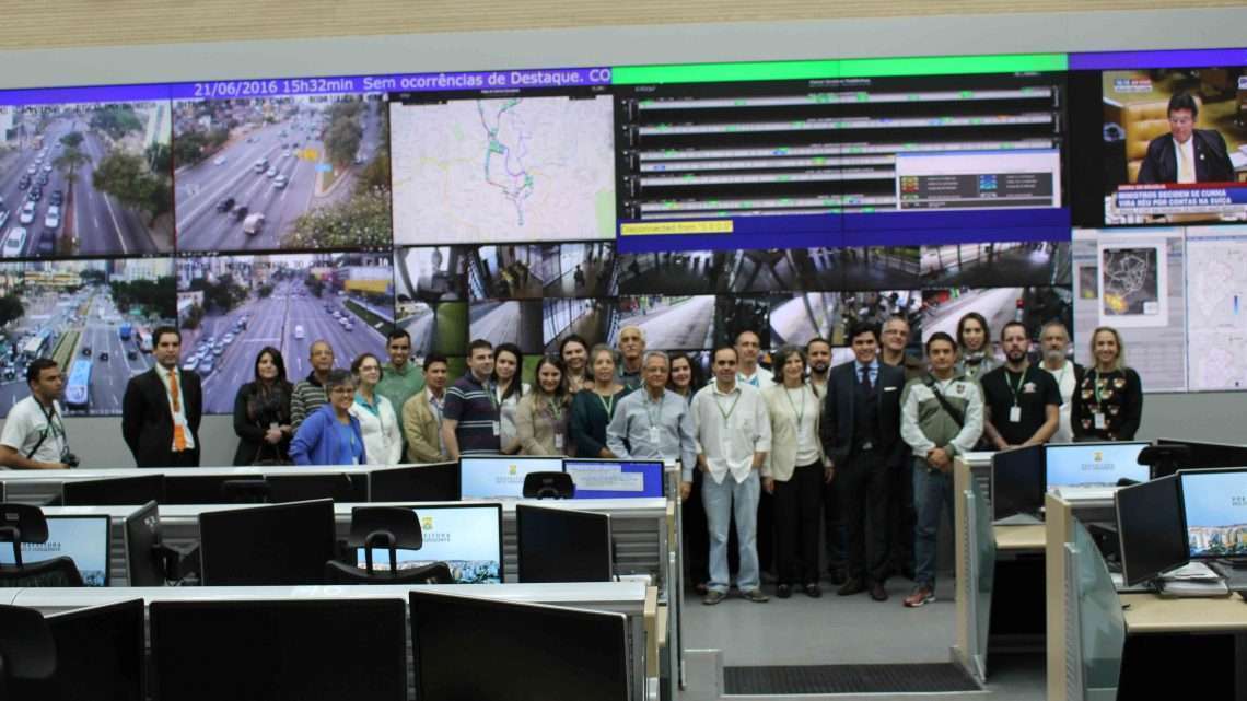 Além da inauguração do novo portal, os presentes na cerimônia também puderam conhecer a sala de operações do COP-BH. Foto: Welleson Mendes