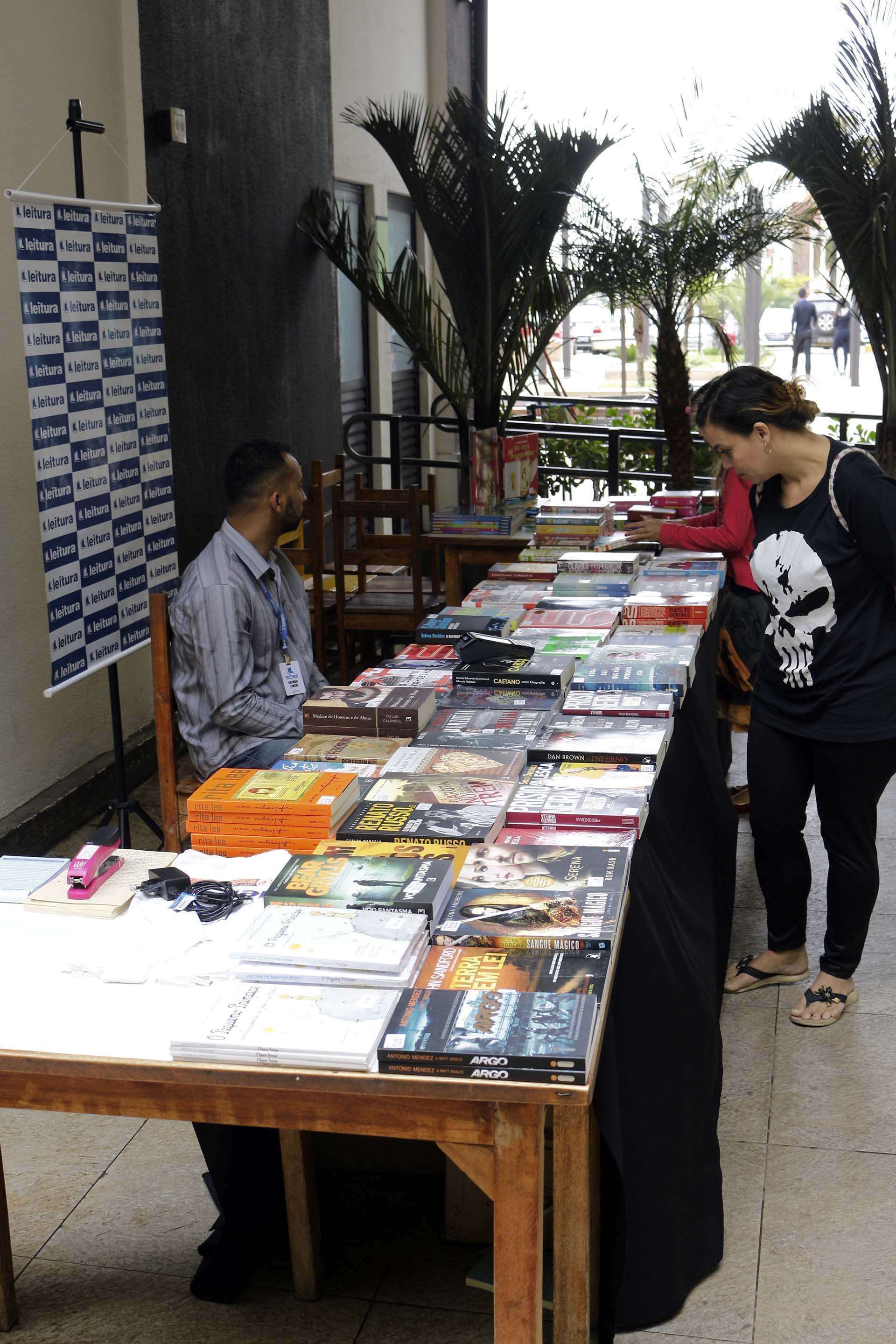 Livraria Leitura esteve com stand no Campus Aberto - Foto - William Araújo